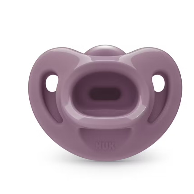 NUK First Choice Soft Πιπίλα Σιλικόνης 0-6m Χρώμα Σάπιο Μήλο, 1τμχ